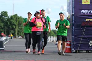 BIB: 461
                            <button type="button" onclick="openModal(5247234)" class="btn btn-primary btn-sm float-right btn-popup" data-toggle="modal" data-target=".modal-high-quality">
                        <i class="fas fa-shopping-cart"></i> Add to Cart
                    </button>
                                            <button type="button" onclick="isThisMe(5247234, true)" class="btn btn-success btn-sm float-right btn-popup btn-isme hidden" data-toggle="tooltip" data-placement="bottom" title="นี่คือรูปของคุณใช่ไหม คลิกที่นี่เพื่อเอาเข้าอัลบั้ม">
                        <i class="fas fa-plus"></i> Add to album
                    </button>
                    <button type="button" onclick="isThisMe(5247234, false)" class="btn btn-warning btn-sm float-right btn-popup btn-isnotme hidden">
                        <i class="fas fa-ban"></i> Remove from album
                    </button>